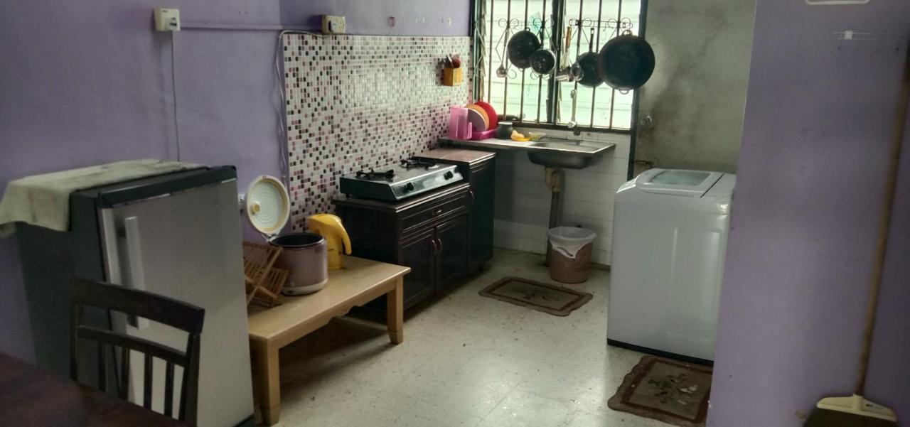 Baiti Homestay غامبانغ المظهر الخارجي الصورة